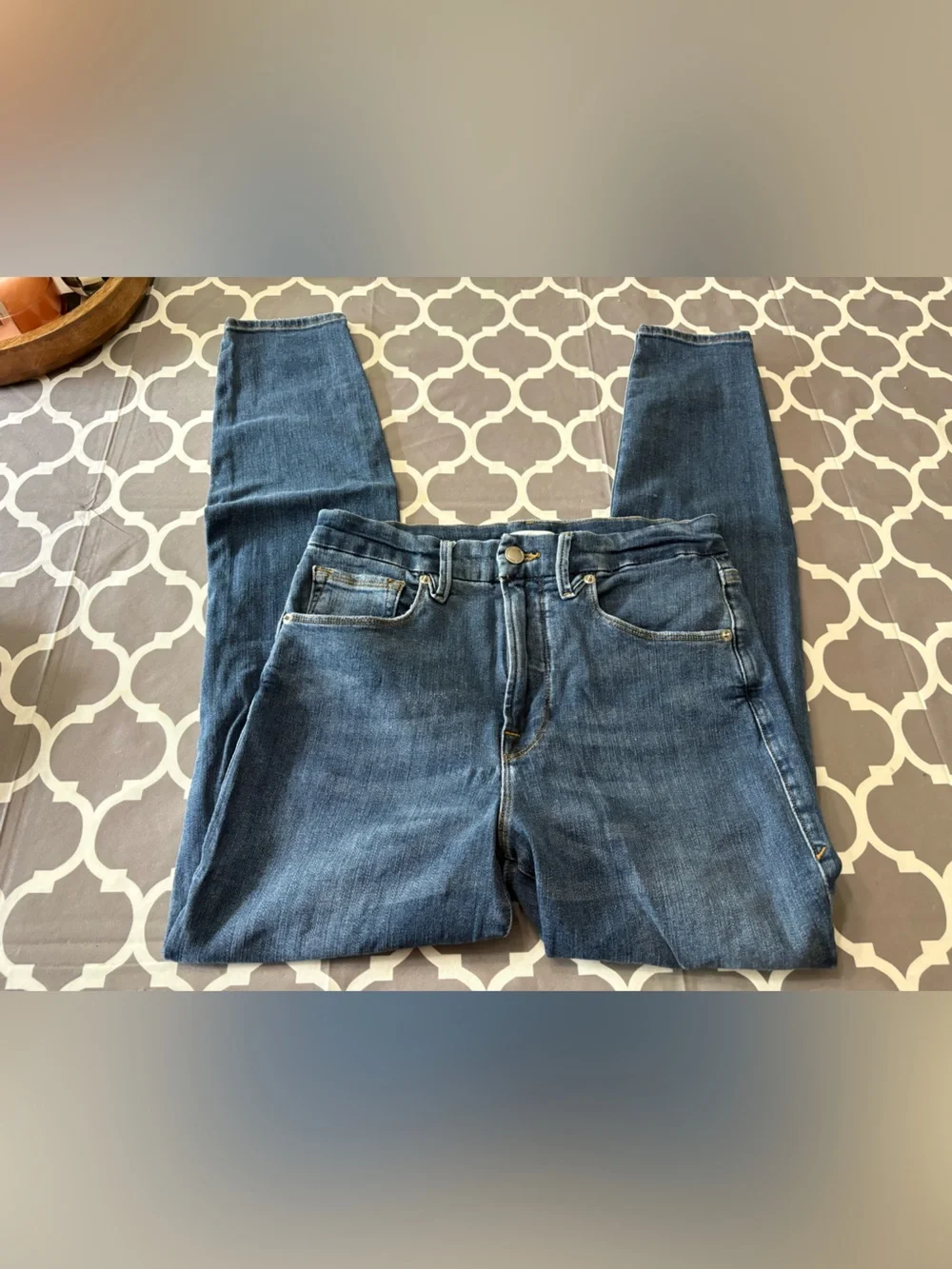 Good American Good Legs Stretch jeans